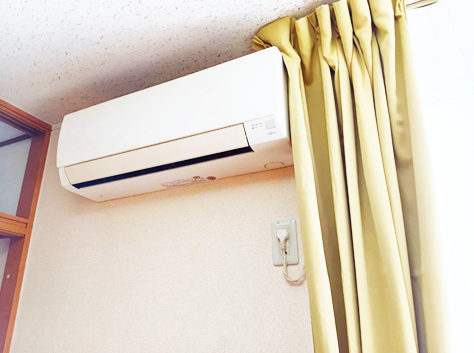 ぽかぽかホーム朝倉の冷暖房完備の室内